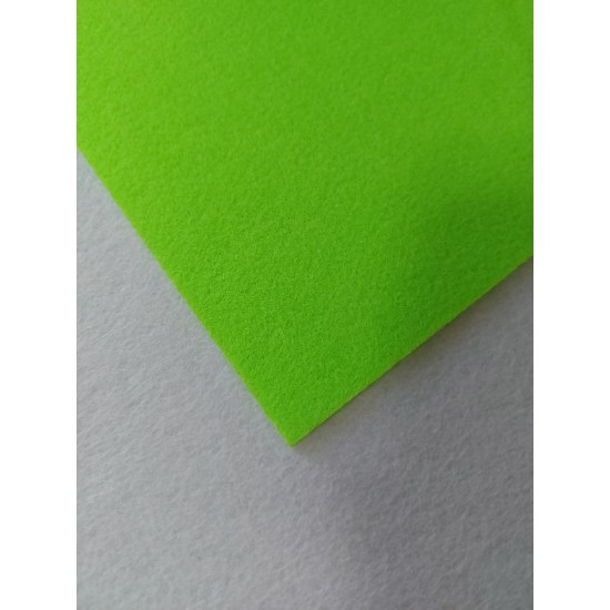 Фетр жесткий 2 мм  (20*30 см) цв. салатовый,  цена за лист